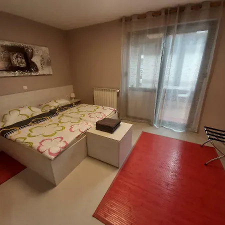 Apartma & Rafting * كوباريد