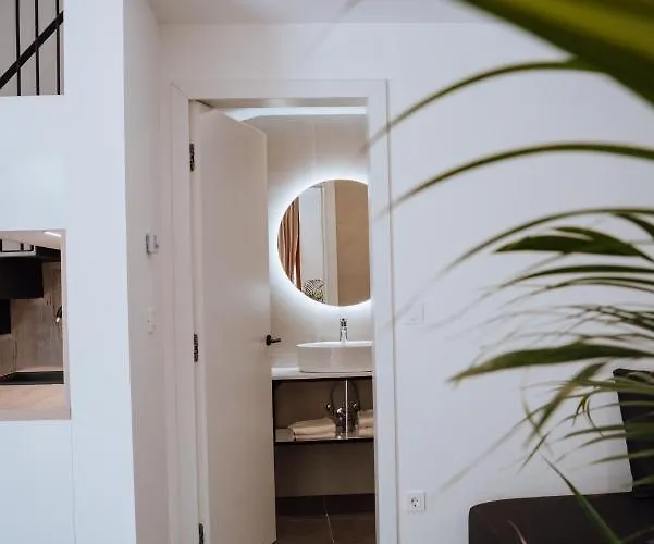 Apartma & Rafting アパート コバリード